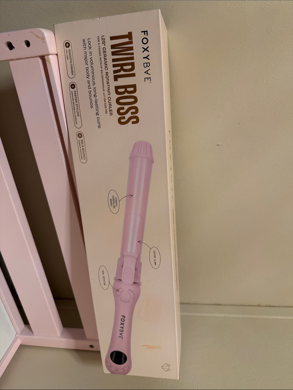 FoxyBae Twirl Boss Curling Wand - Pink